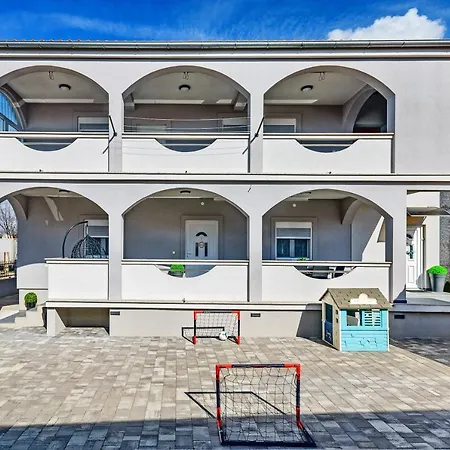 -zadar 아파트